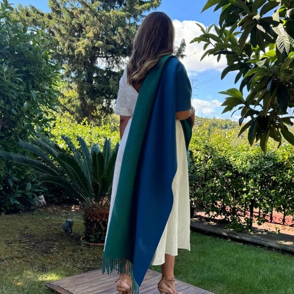 Cashmere Travel Wrap – Turkish T Cashmere Scarf - Reversable Luxury Turkish Cashmere Blend